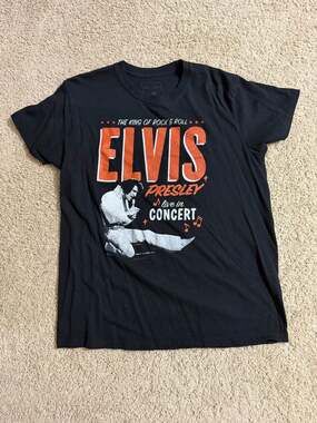 Elvis Presley The King of Rock & Roll Live In Concert Graphic T-Shirt